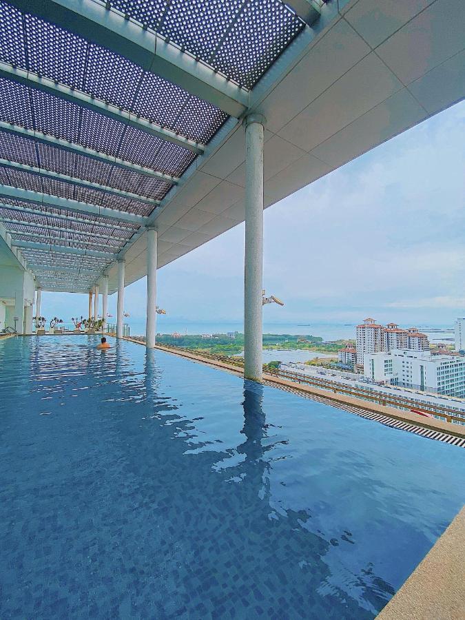 Straits Suite By C Homestay Malacca Екстер'єр фото